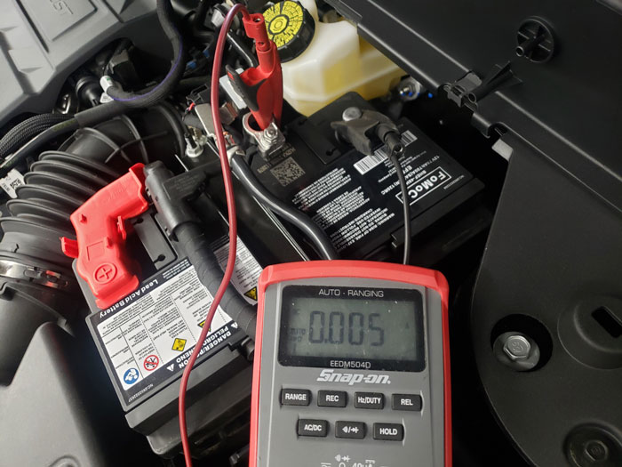 خالی شدن باتری ماشین