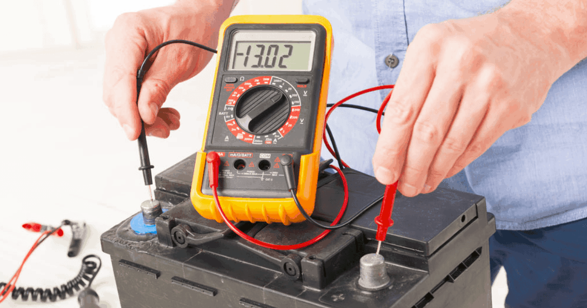 چگونه می‌توانم باتری ماشینم را آزمایش کنم